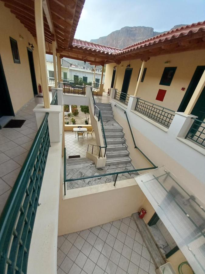 לאונידיון Costa-Rini Hotel מראה חיצוני תמונה
